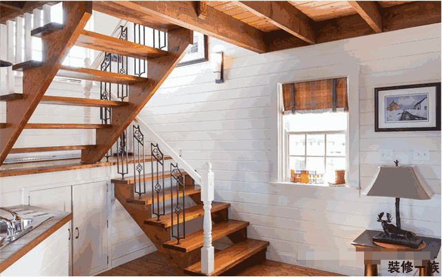 小户型房子跃层楼梯怎样挑选?跃层装修室内楼梯但是重要哦 第4张
